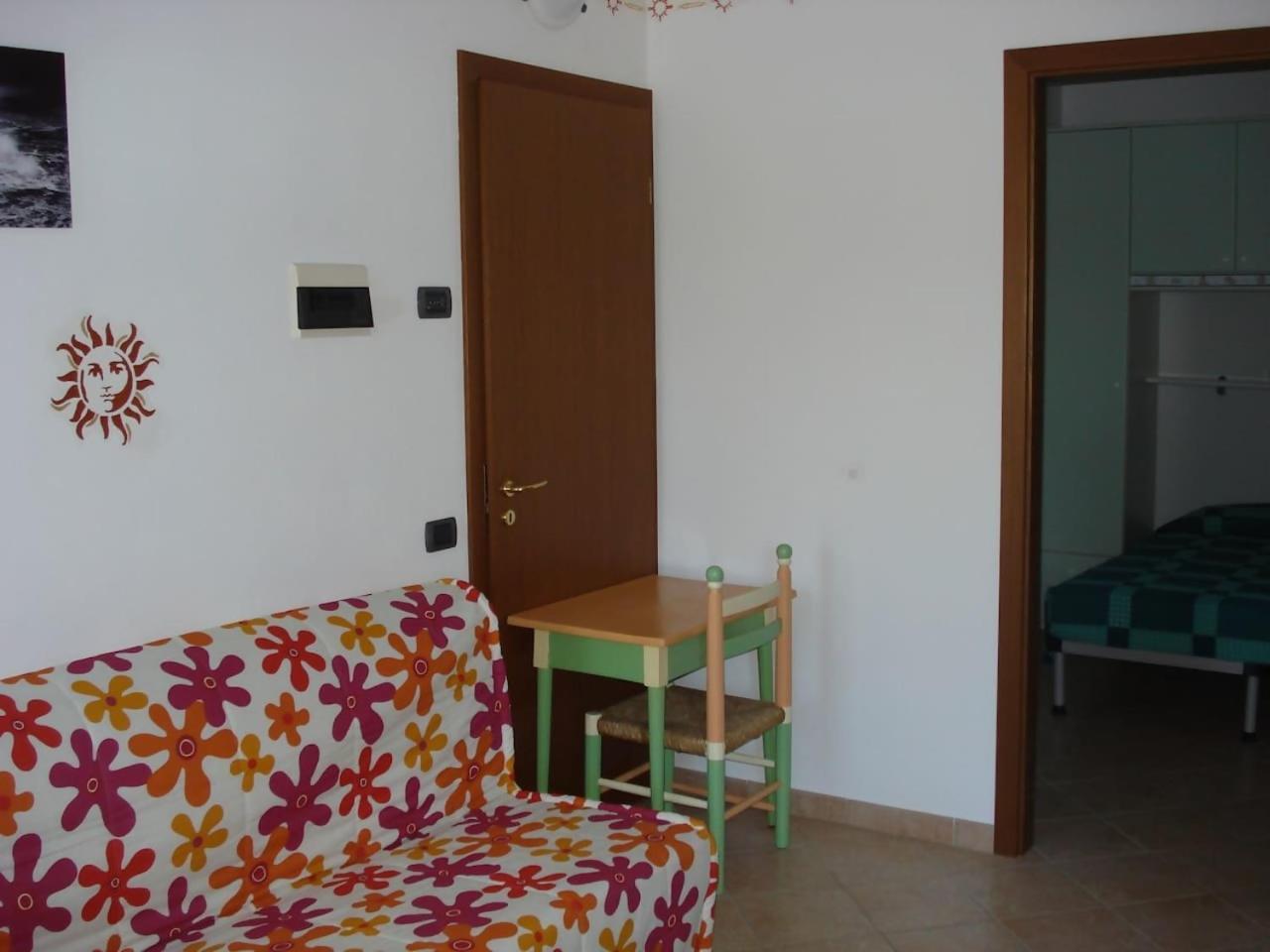 Apartment Villasoledad Per Vacanze *