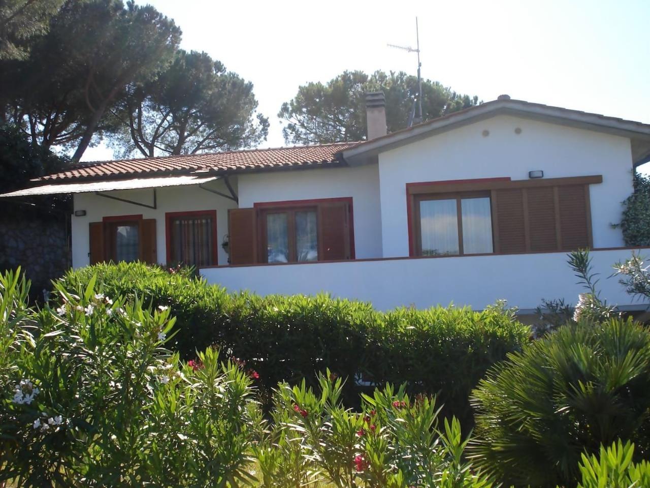 Apartment Villasoledad Per Vacanze